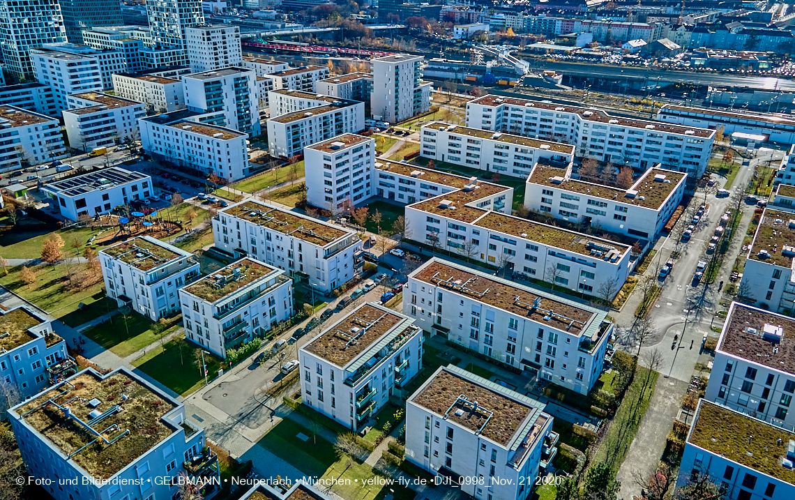 21.11.2020 - Hirschgarten mit Paketposthalle in München